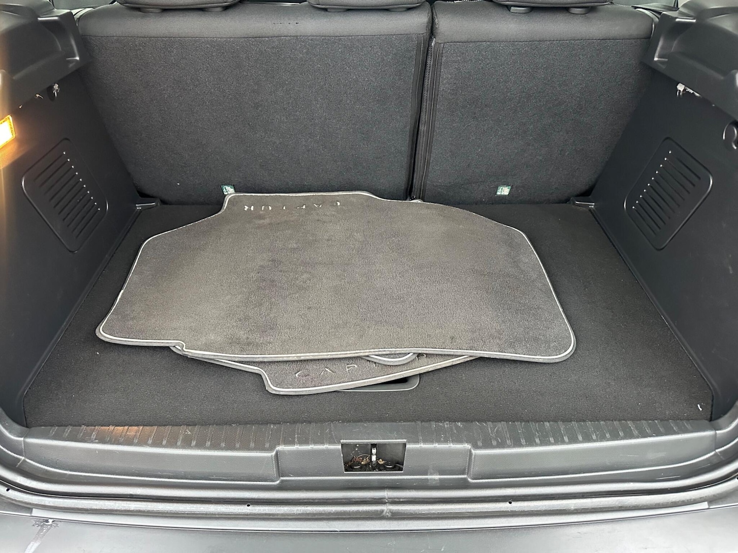 Used Renault Captur 2016 for sale - 76409366: Photo 25