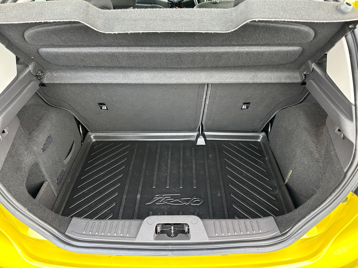 Used Ford Fiesta 2016 for sale - 76633103: Photo 20