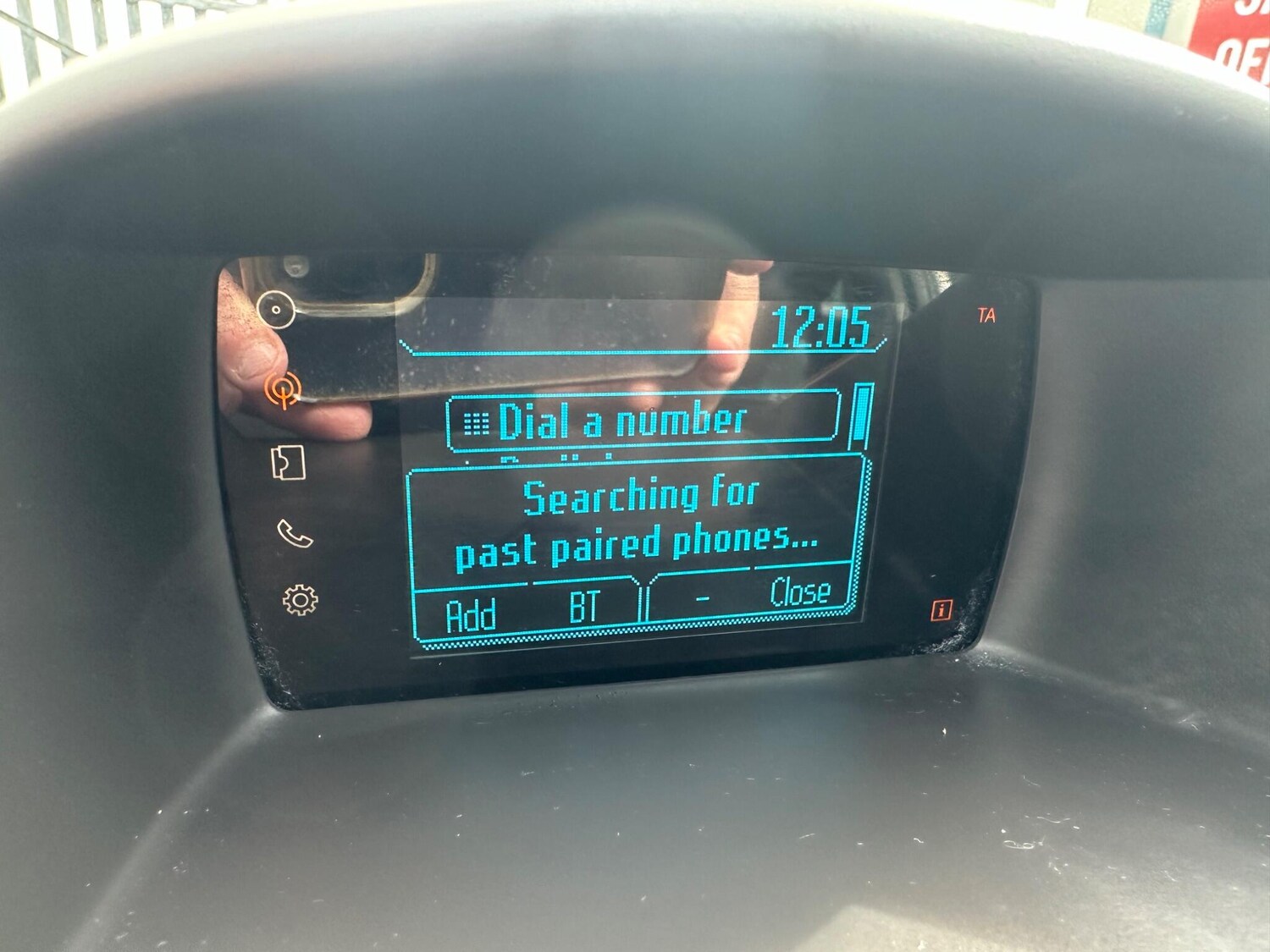 Used Ford Fiesta 2013 for sale - 77909204: Photo 17