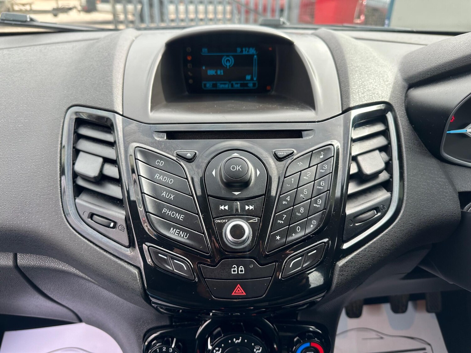 Used Ford Fiesta 2013 for sale - 77909204: Photo 18