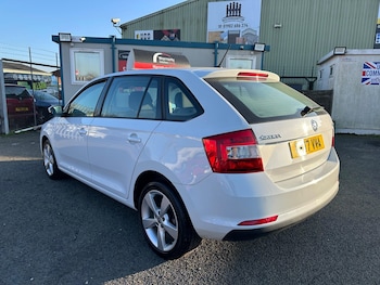 Used Skoda Rapid Spaceback 2017 for sale - 77696557: Photo