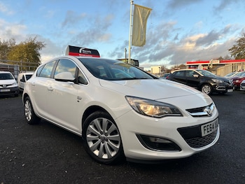 2014 (64) - 1.6i 16V Elite 5dr