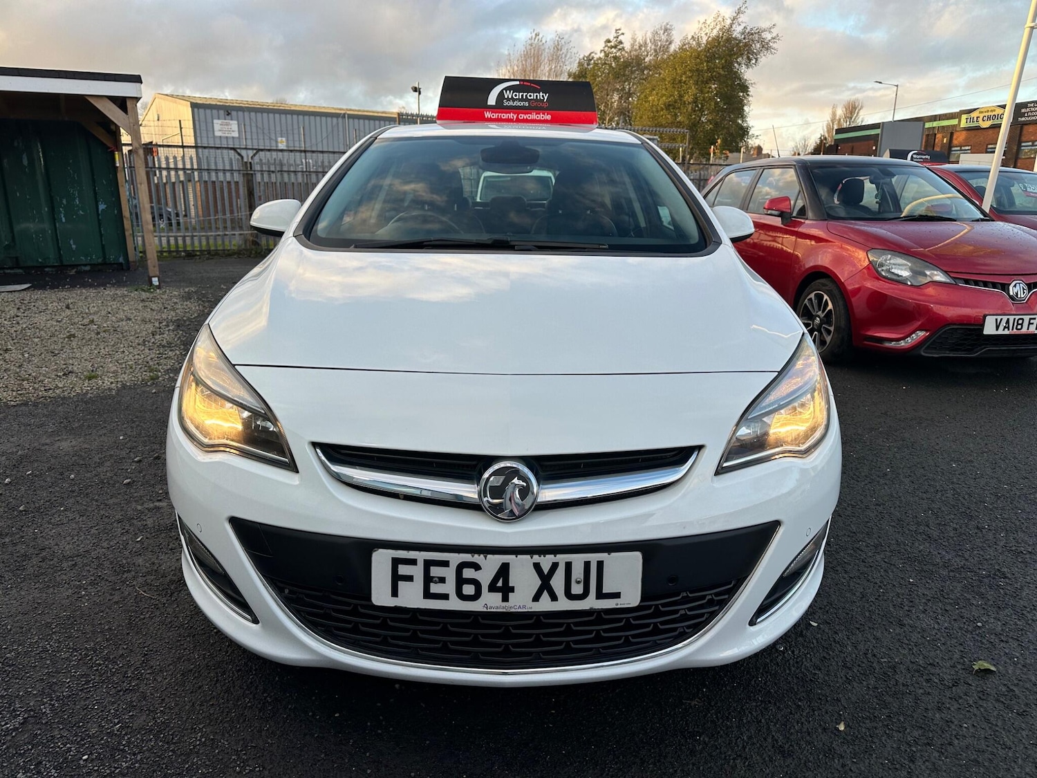 Used Vauxhall Astra 2014 for sale - 76742458: Photo 2