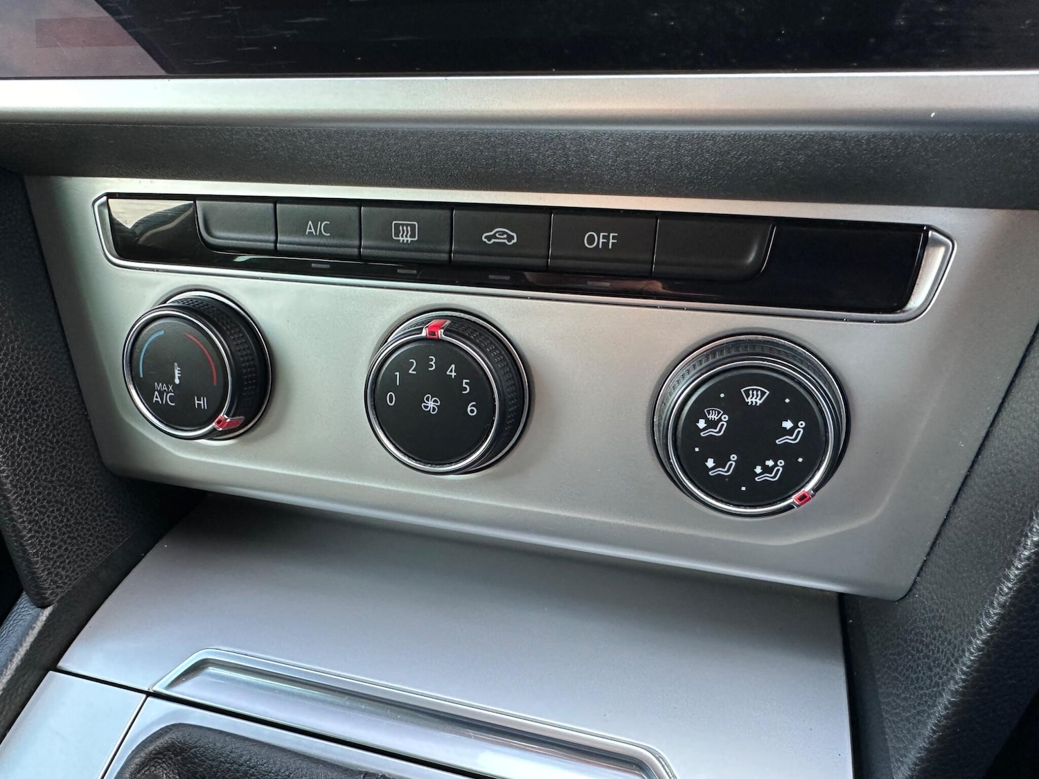 Used Volkswagen Passat 2018 for sale - 76633212: Photo 17