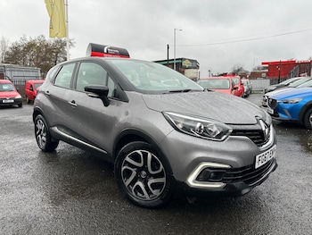 Used Renault Captur 2017 for sale - 77550384: Photo