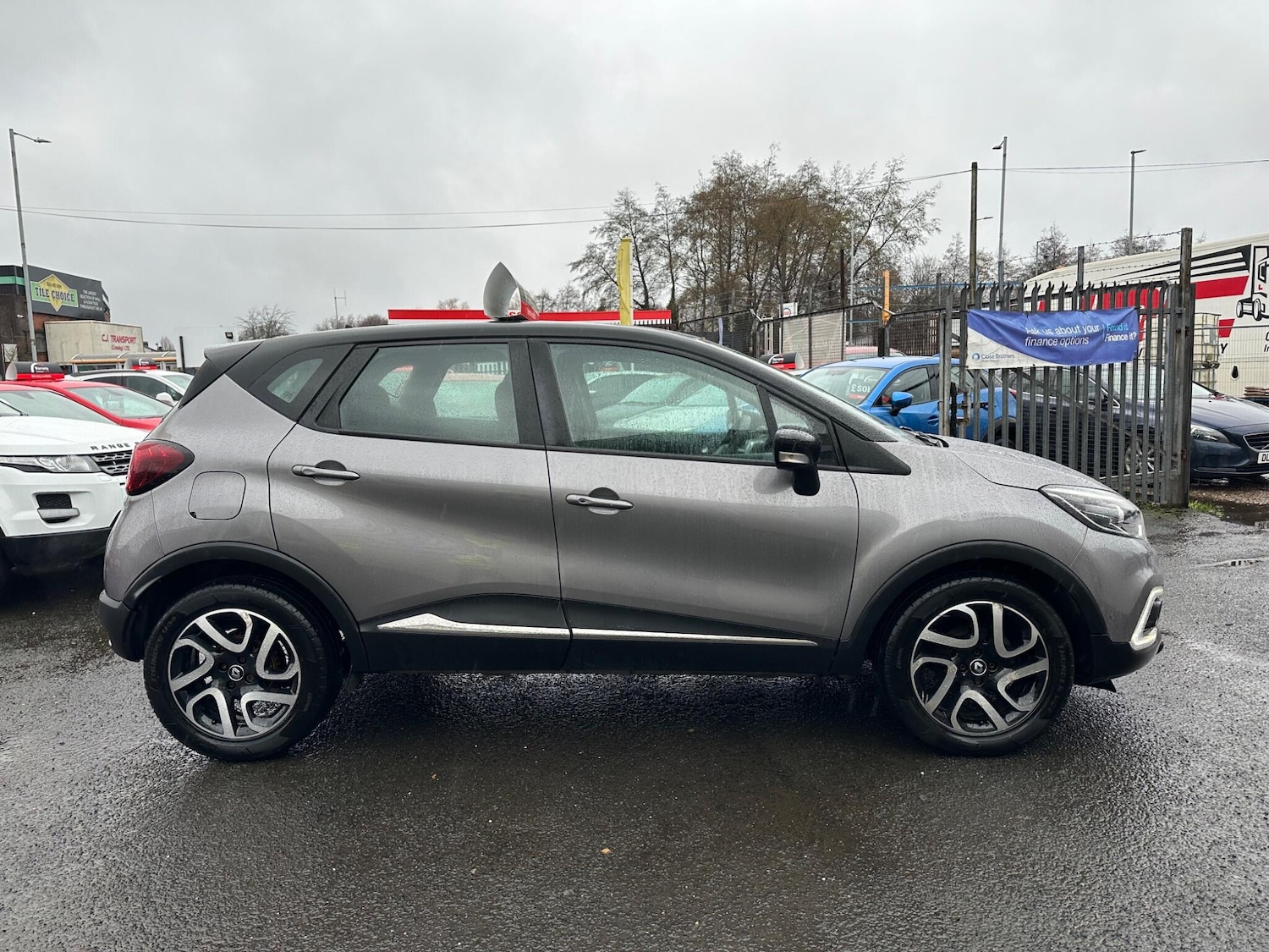 Used Renault Captur 2017 for sale - 77550384: Photo 7