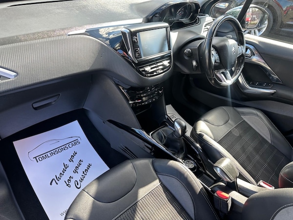 Used Peugeot 2008 2015 for sale - 76072655: Photo 11