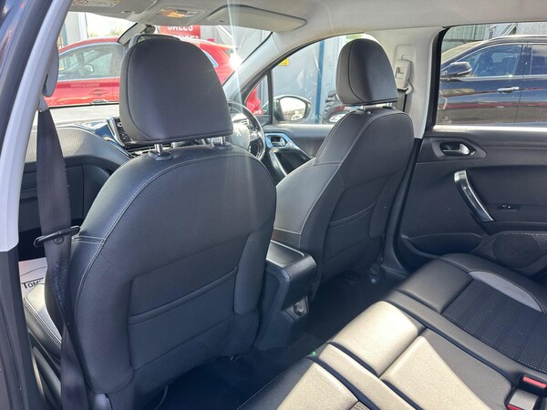 Used Peugeot 2008 2015 for sale - 76072655: Photo 13