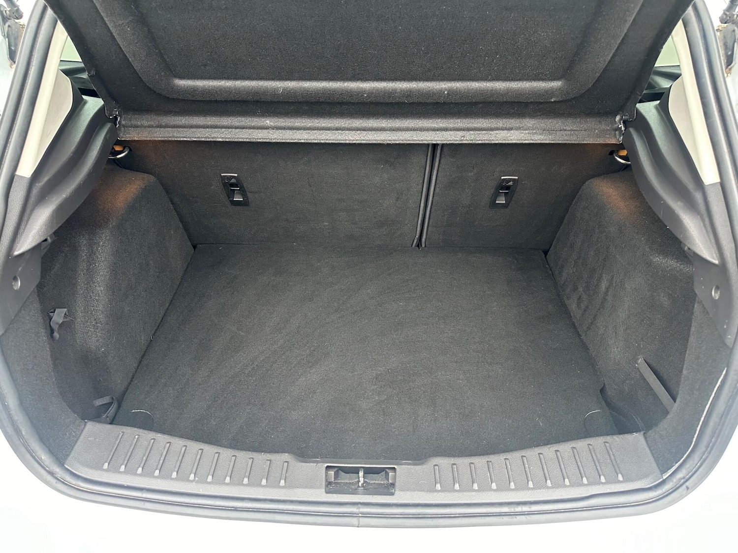 Used Ford Focus 2015 for sale - 76765364: Photo 7