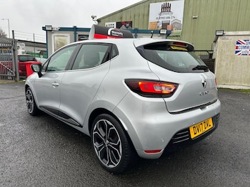 Used Renault Clio 2017 for sale - 77737202: Photo
