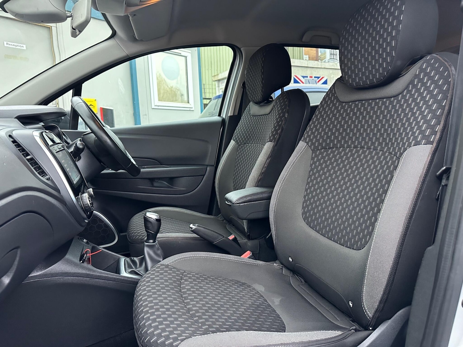 Used Renault Captur 2018 for sale - 76592169: Photo 18