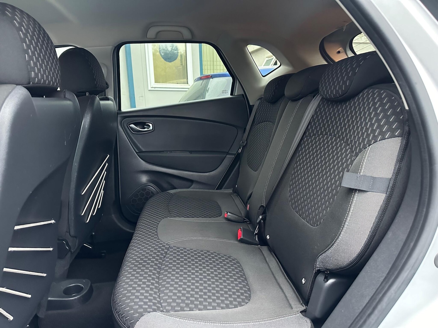 Used Renault Captur 2018 for sale - 76592169: Photo 20