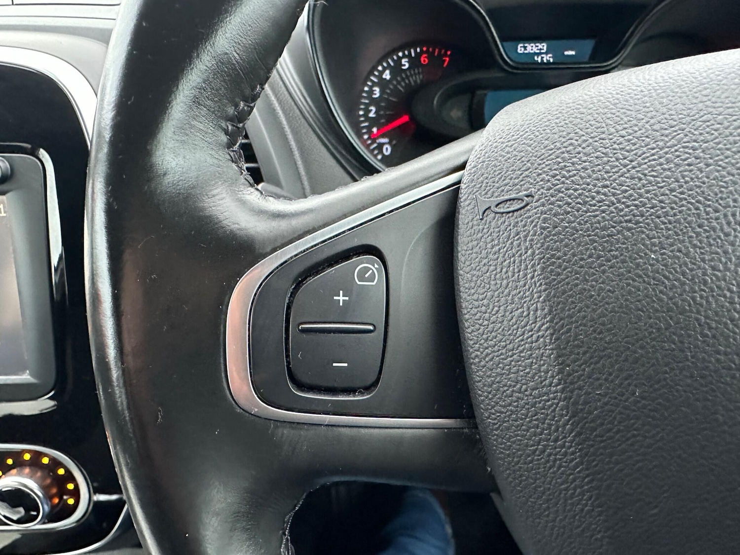 Used Renault Captur 2018 for sale - 76592169: Photo 23