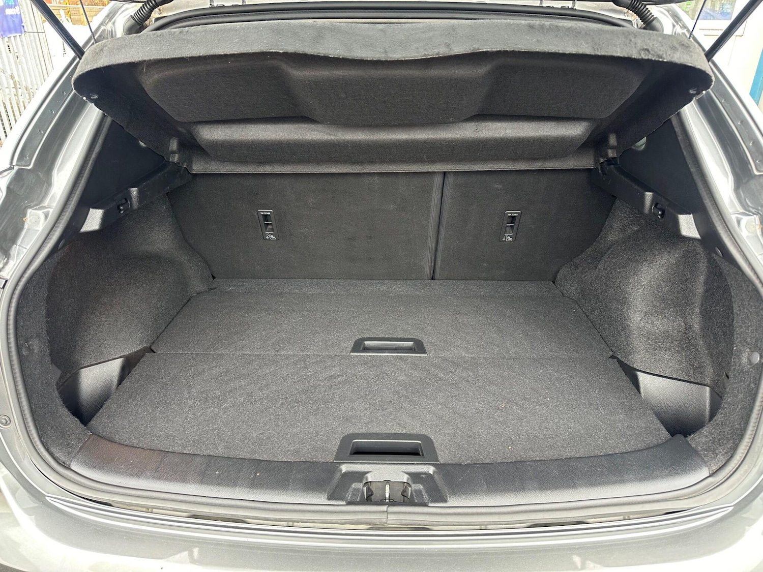 Used Nissan Qashqai 2017 for sale - 76409564: Photo 29