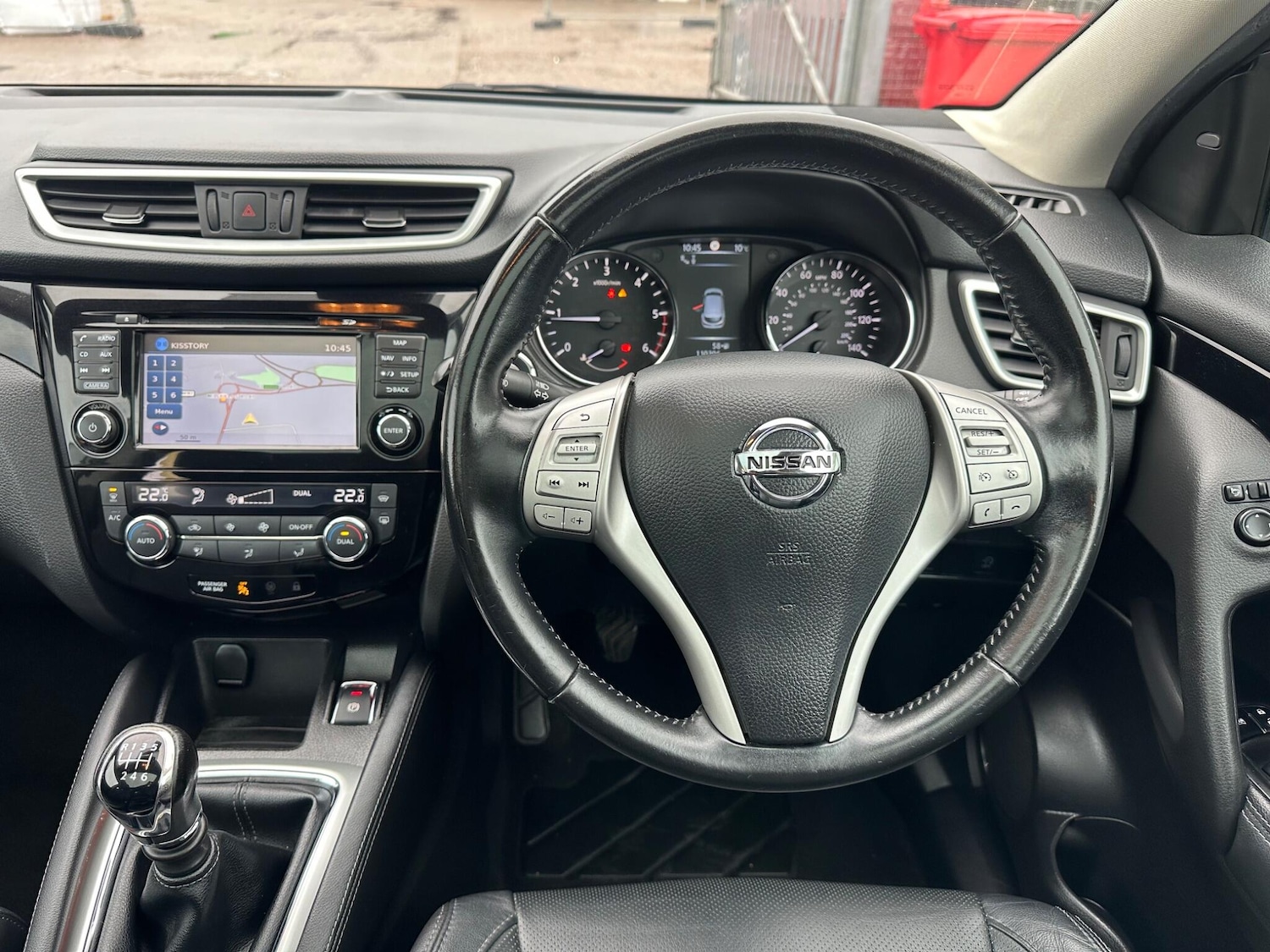 Used Nissan Qashqai 2017 for sale - 76409564: Photo 30