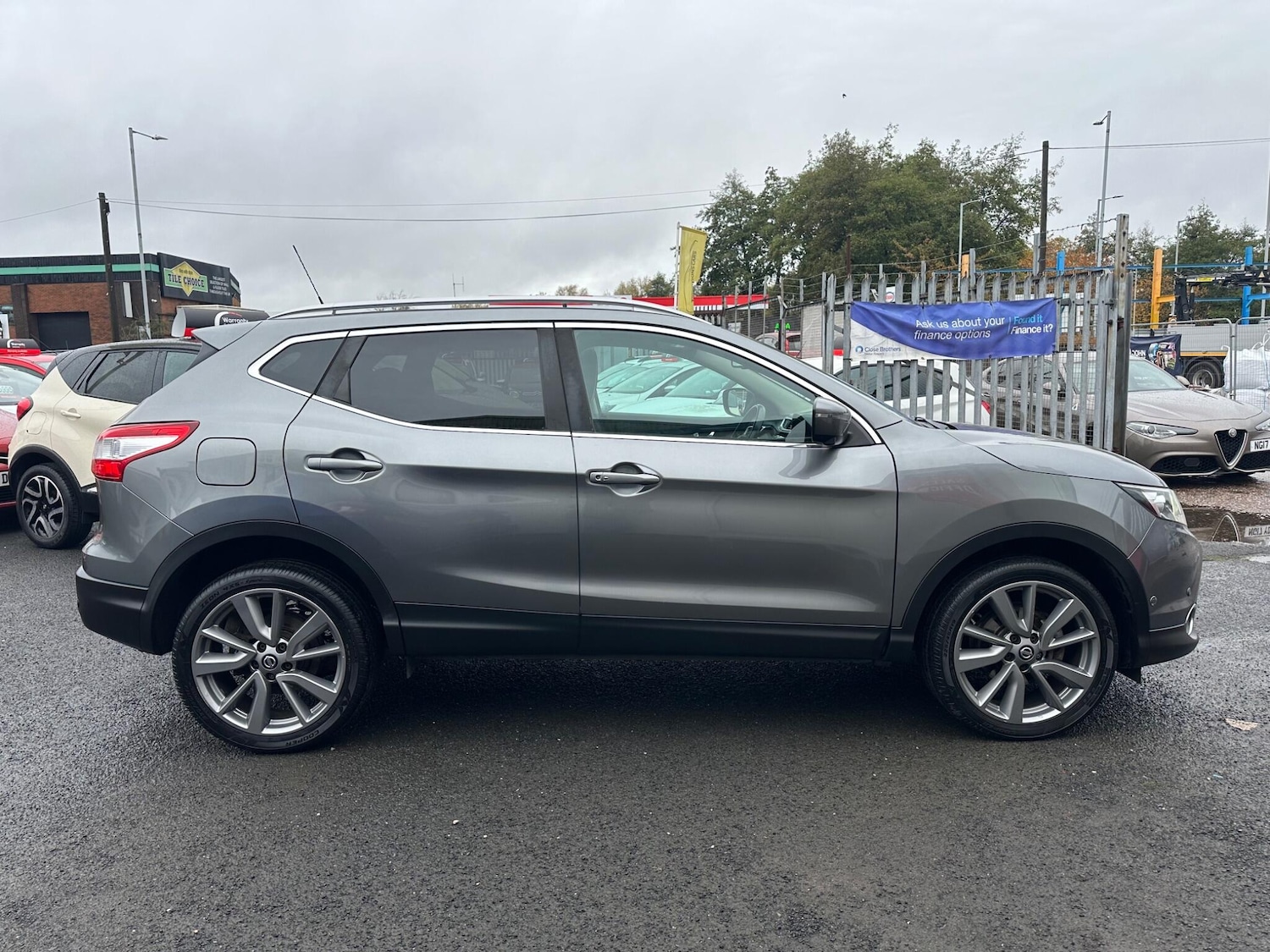 Used Nissan Qashqai 2017 for sale - 76409564: Photo 7