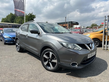 Used Nissan Qashqai 2015 for sale - 79255575: Photo
