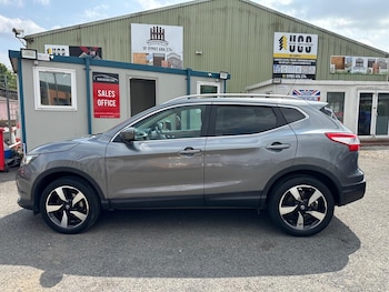 Used Nissan Qashqai 2015 for sale - 79255575: Photo