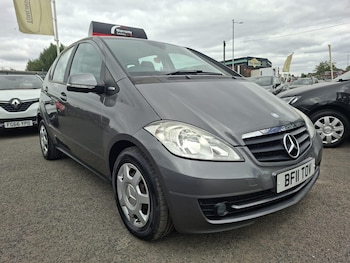 Used Mercedes-Benz A-Class 2011 for sale - 75658541: Photo