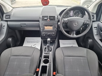 Used Mercedes-Benz A-Class 2011 for sale - 75658541: Photo