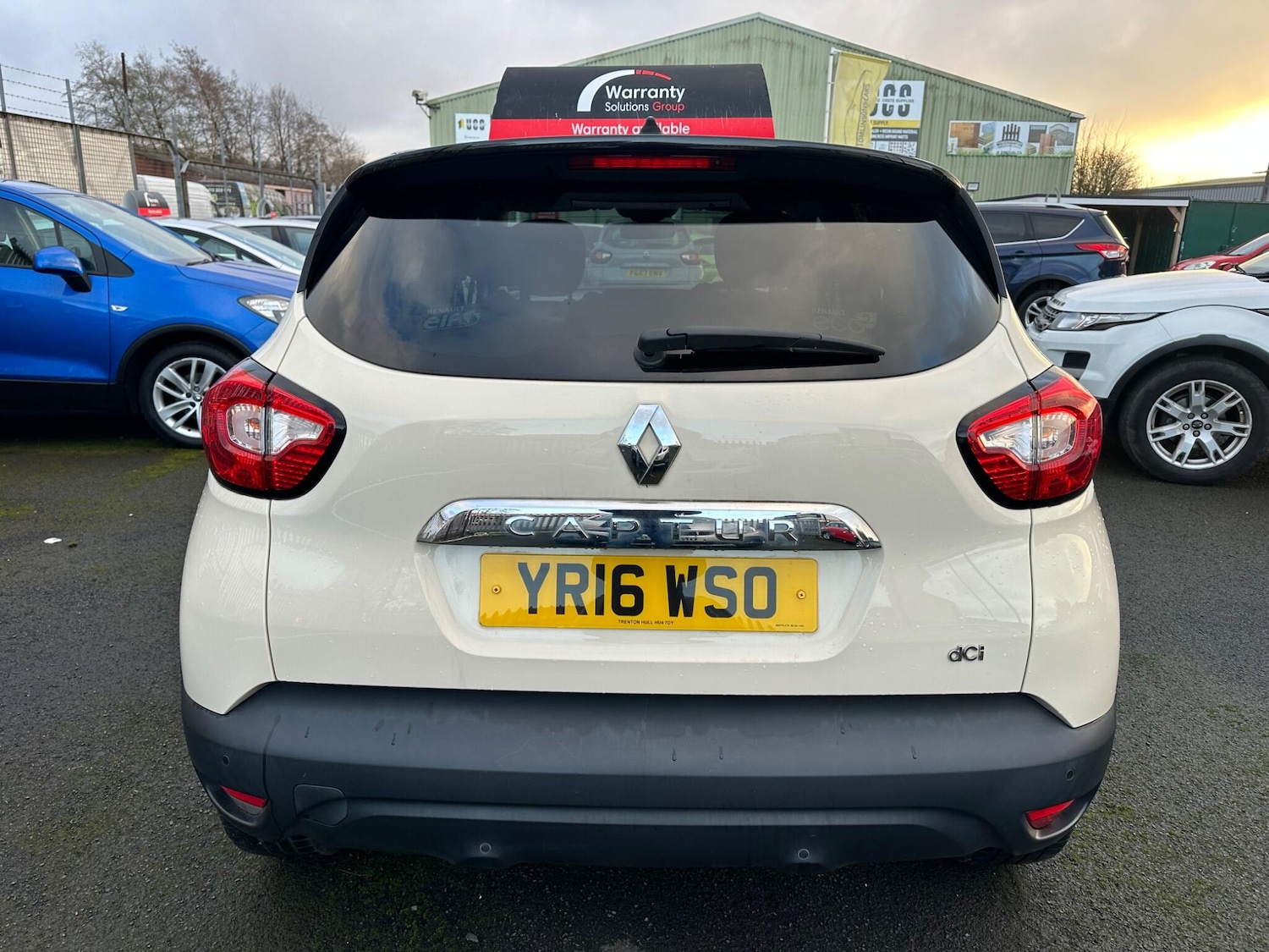 Used Renault Captur 2016 for sale - 77441338: Photo 4