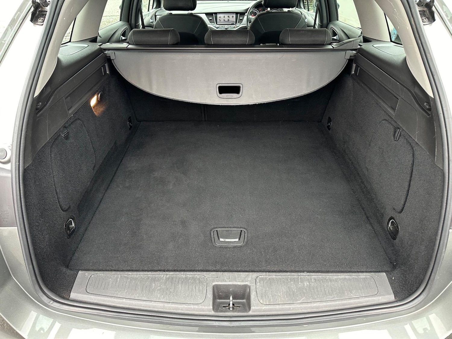 Used Vauxhall Astra 2018 for sale - 76472618: Photo 30