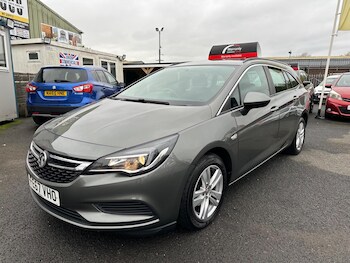 Used Vauxhall Astra 2018 for sale - 76472618: Photo