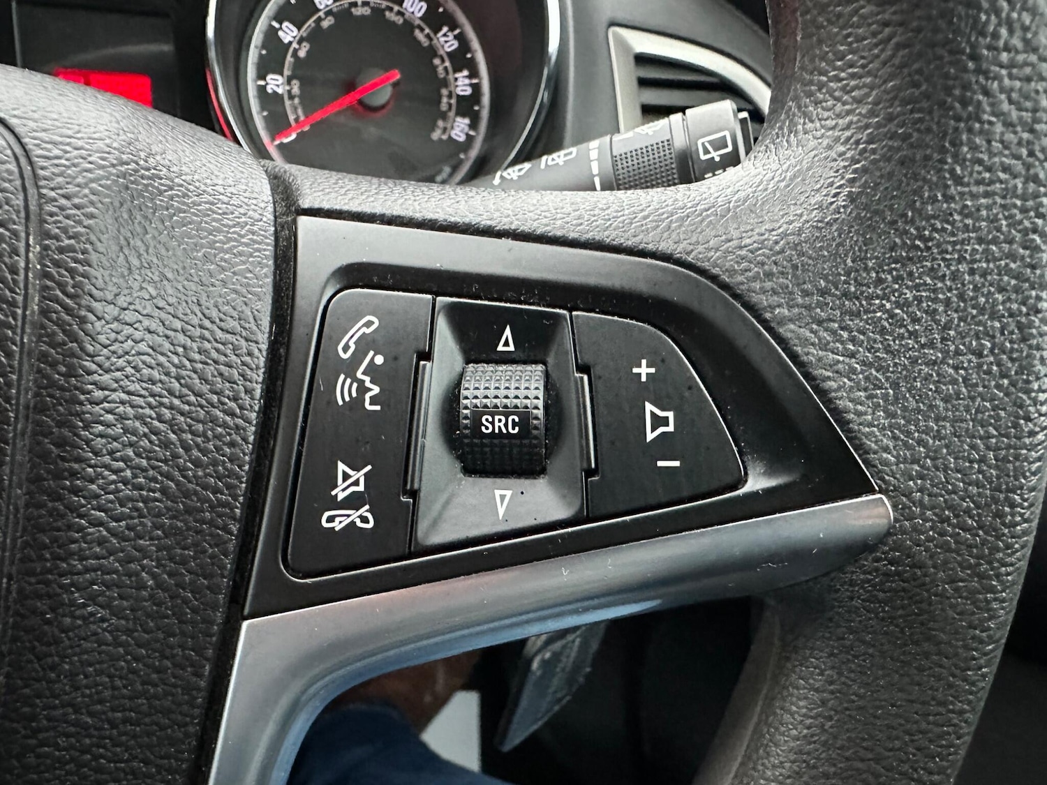 Used Vauxhall Astra 2012 for sale - 77411469: Photo 17