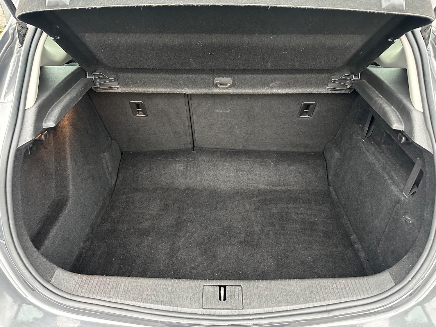 Used Vauxhall Astra 2012 for sale - 77411469: Photo 23