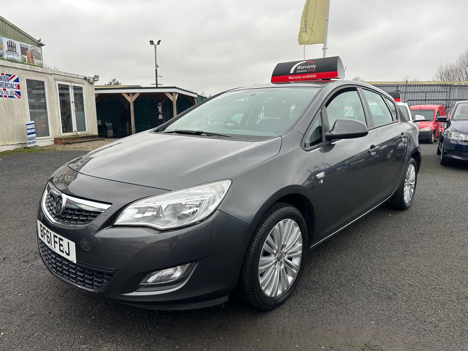 Used Vauxhall Astra 2012 for sale - 77411469: Photo 3
