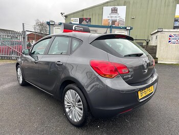 Used Vauxhall Astra 2012 for sale - 77411469: Photo