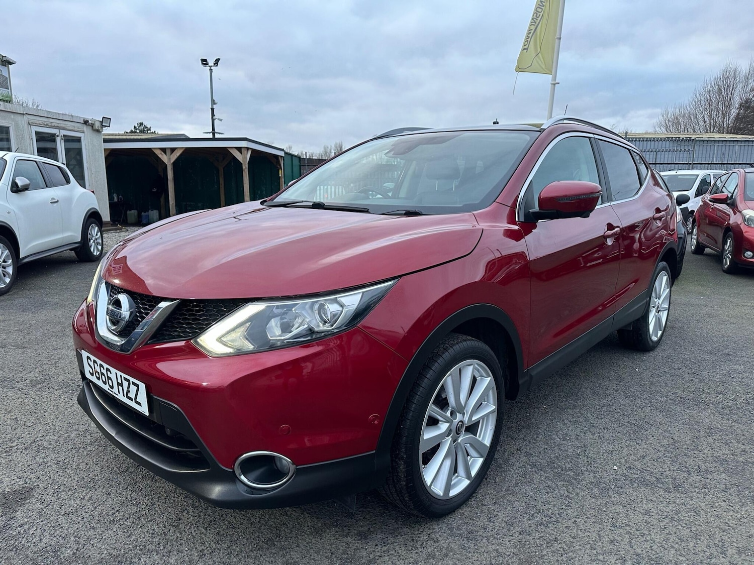 Used Nissan Qashqai 2016 for sale - 77074078: Photo 3