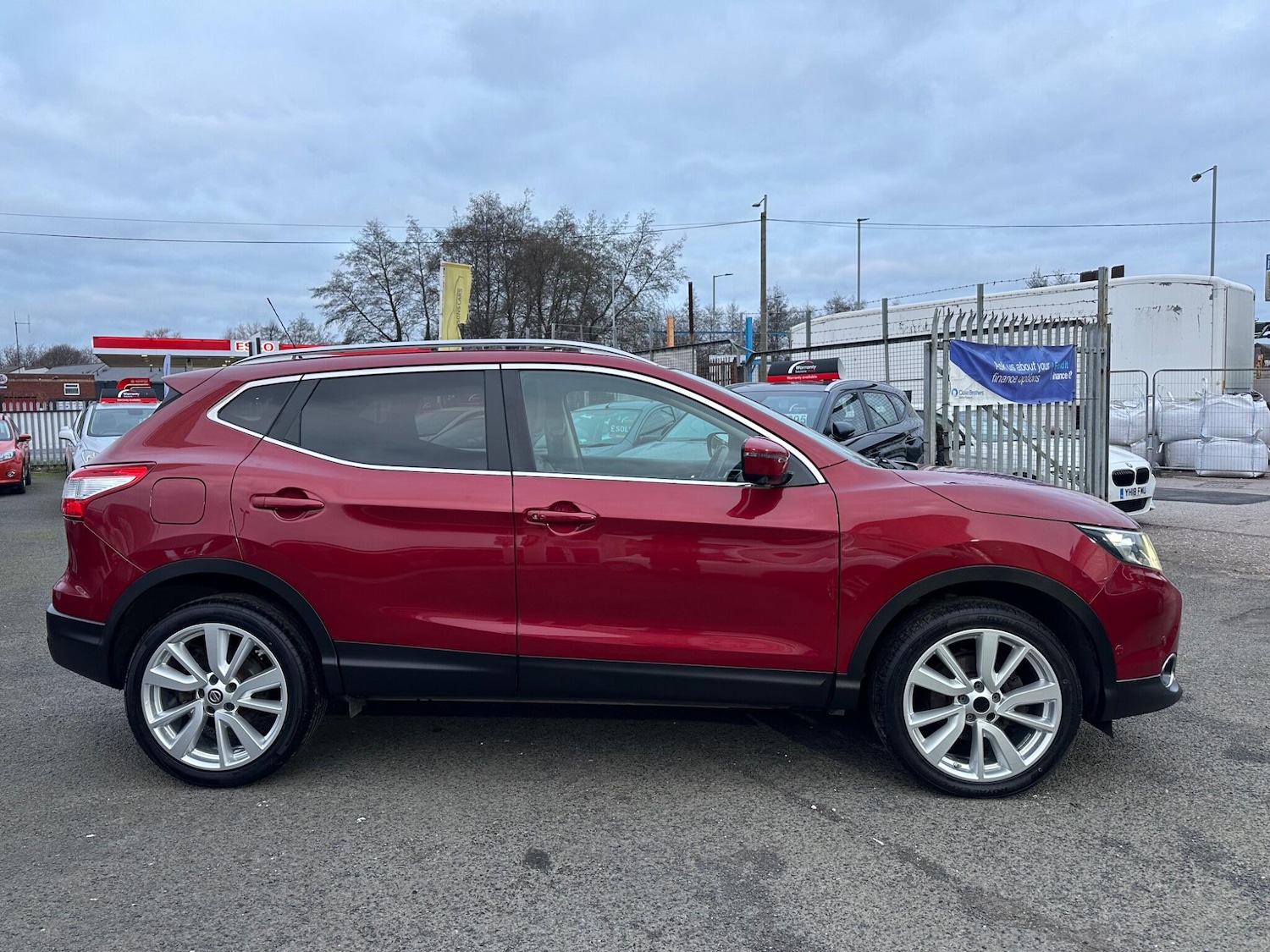 Used Nissan Qashqai 2016 for sale - 77074078: Photo 8