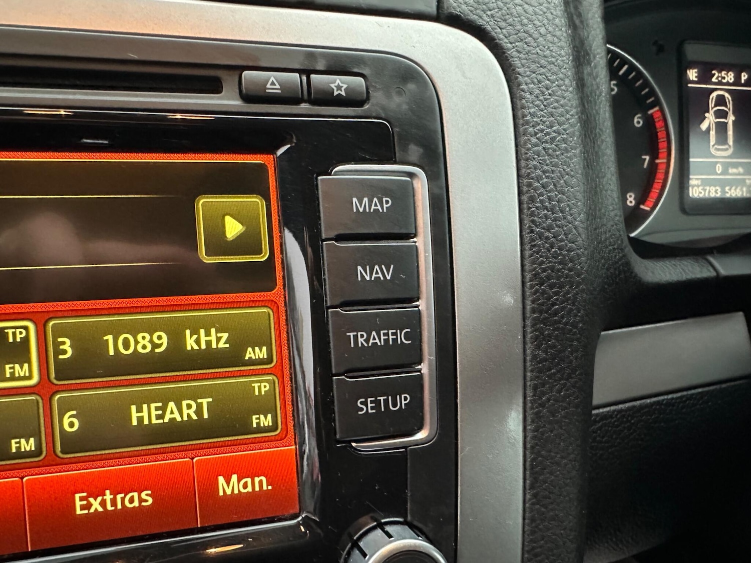 Used Volkswagen Scirocco 2010 for sale - 77155635: Photo 17