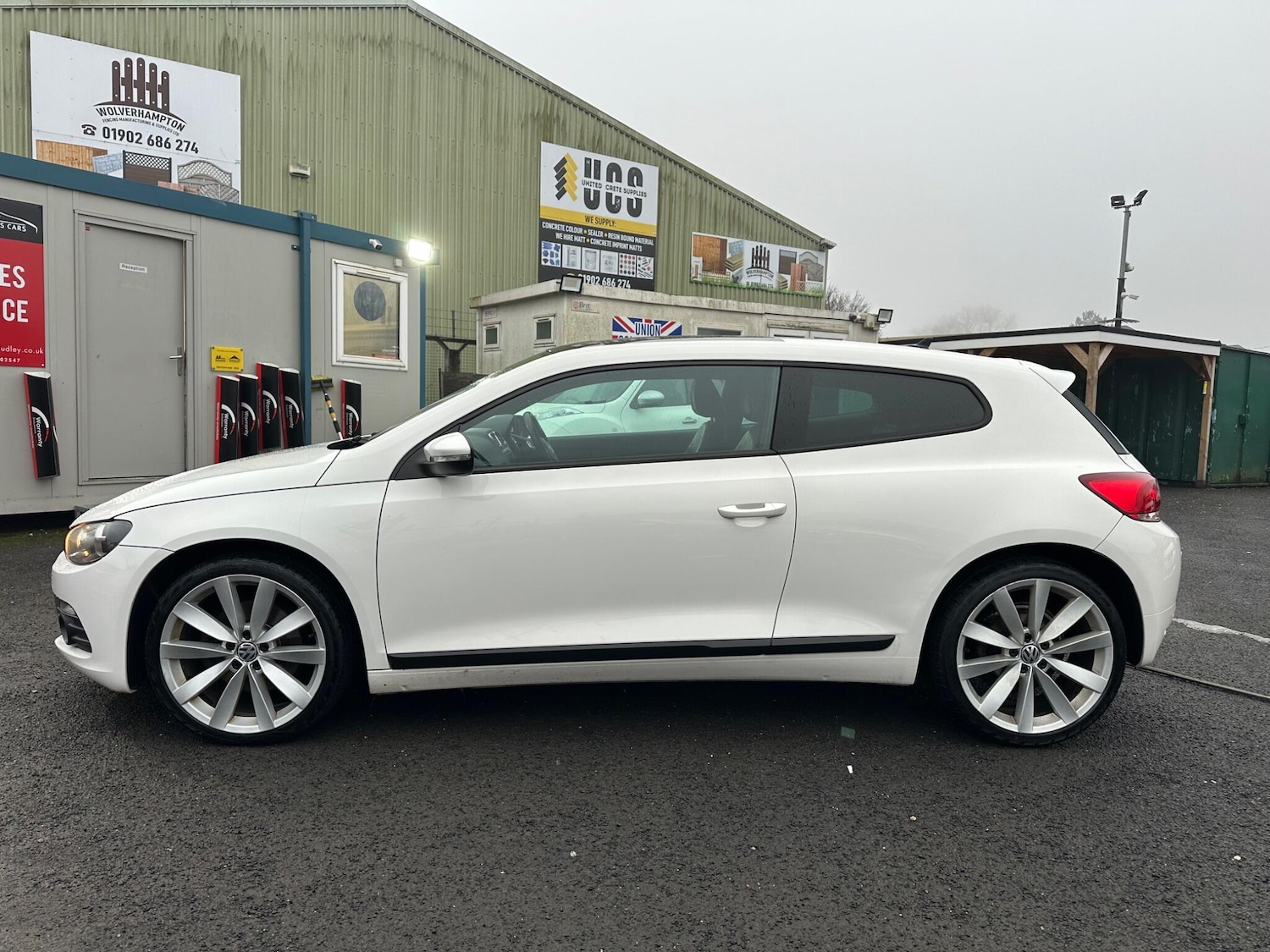 Used Volkswagen Scirocco 2010 for sale - 77155635: Photo 5