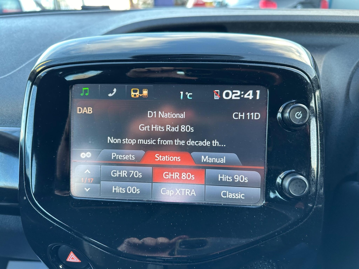 Used Toyota AYGO 2015 for sale - 76645954: Photo 23