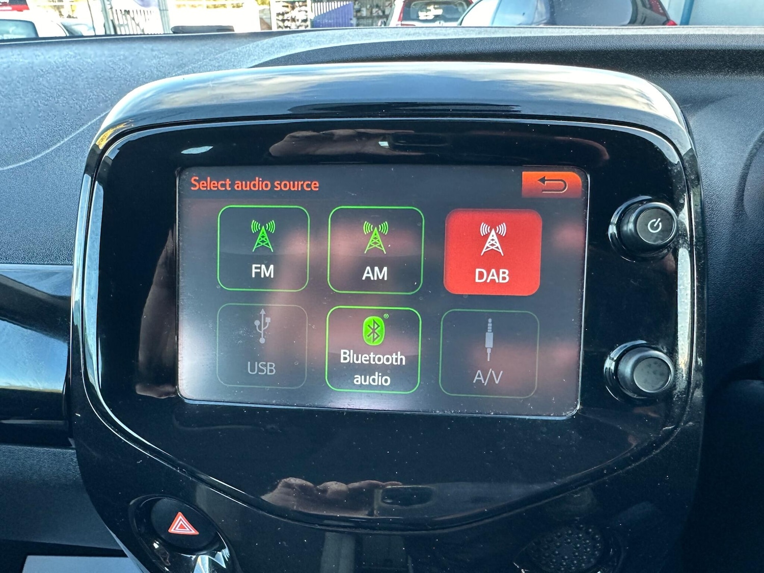 Used Toyota AYGO 2015 for sale - 76645954: Photo 24