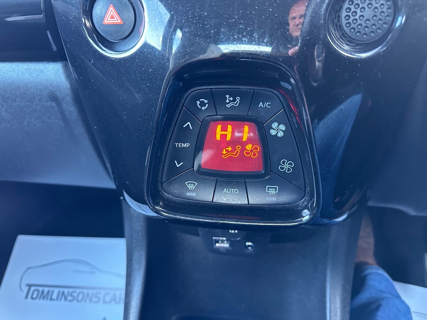 Used Toyota AYGO 2015 for sale - 76645954: Photo 31