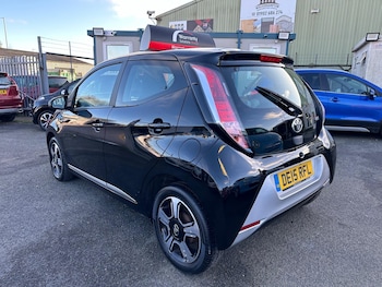 Used Toyota AYGO 2015 for sale - 76645954: Photo