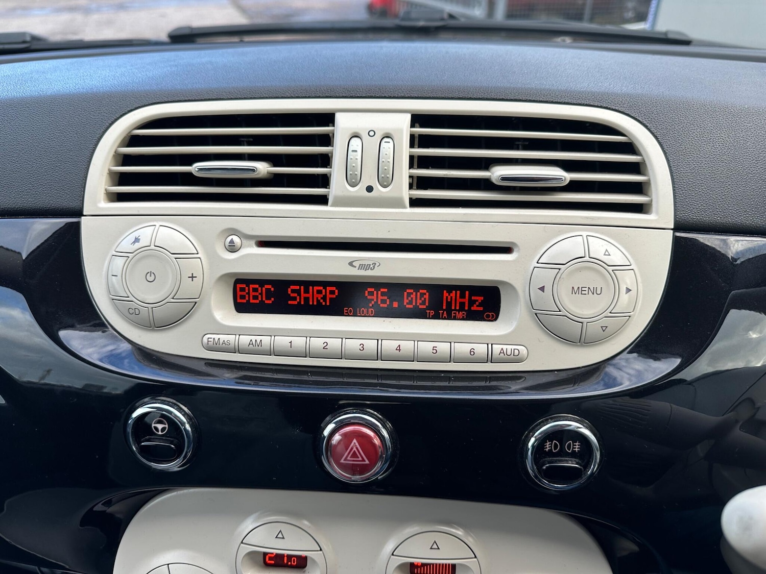 Used Fiat 500 2015 for sale - 77358308: Photo 16