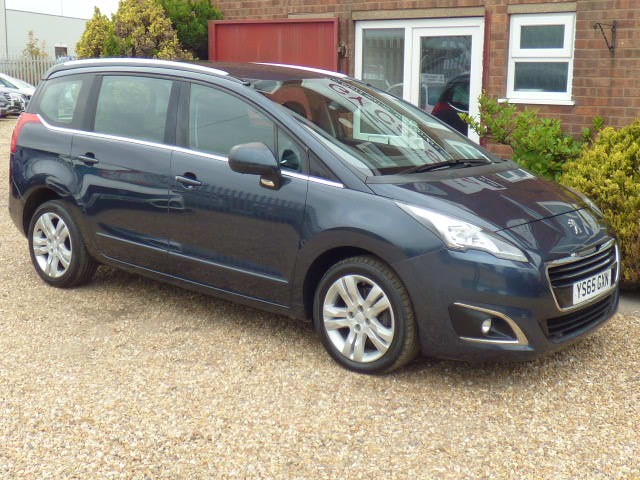 Used Peugeot 5008 2015 for sale - 76712568: Photo 1