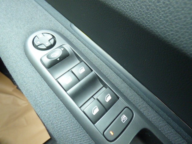 Used Peugeot 5008 2015 for sale - 76712568: Photo 18