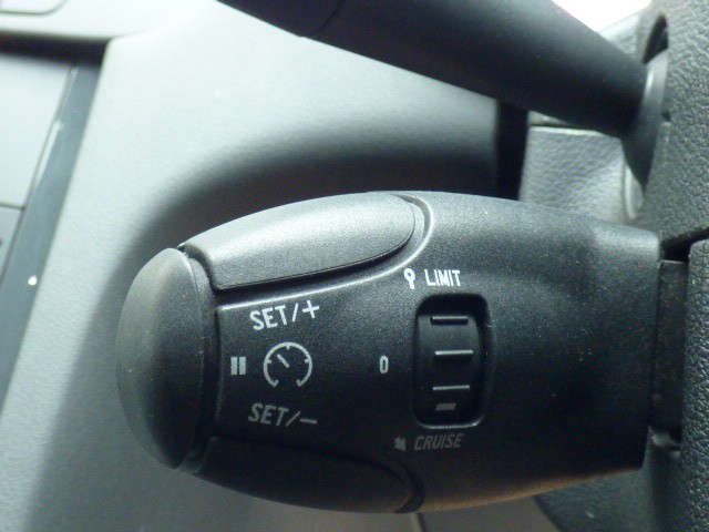 Used Peugeot 5008 2015 for sale - 76712568: Photo 25