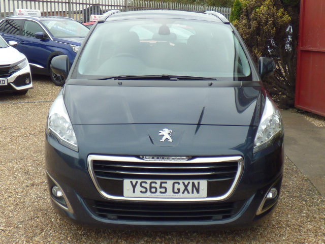 Used Peugeot 5008 2015 for sale - 76712568: Photo 3
