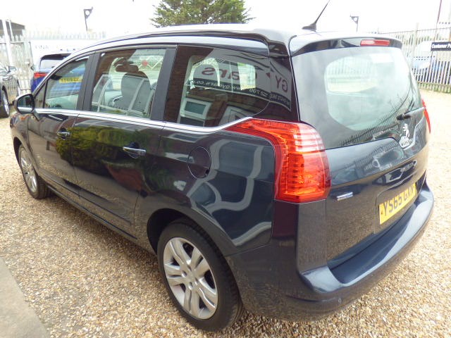 Used Peugeot 5008 2015 for sale - 76712568: Photo 6