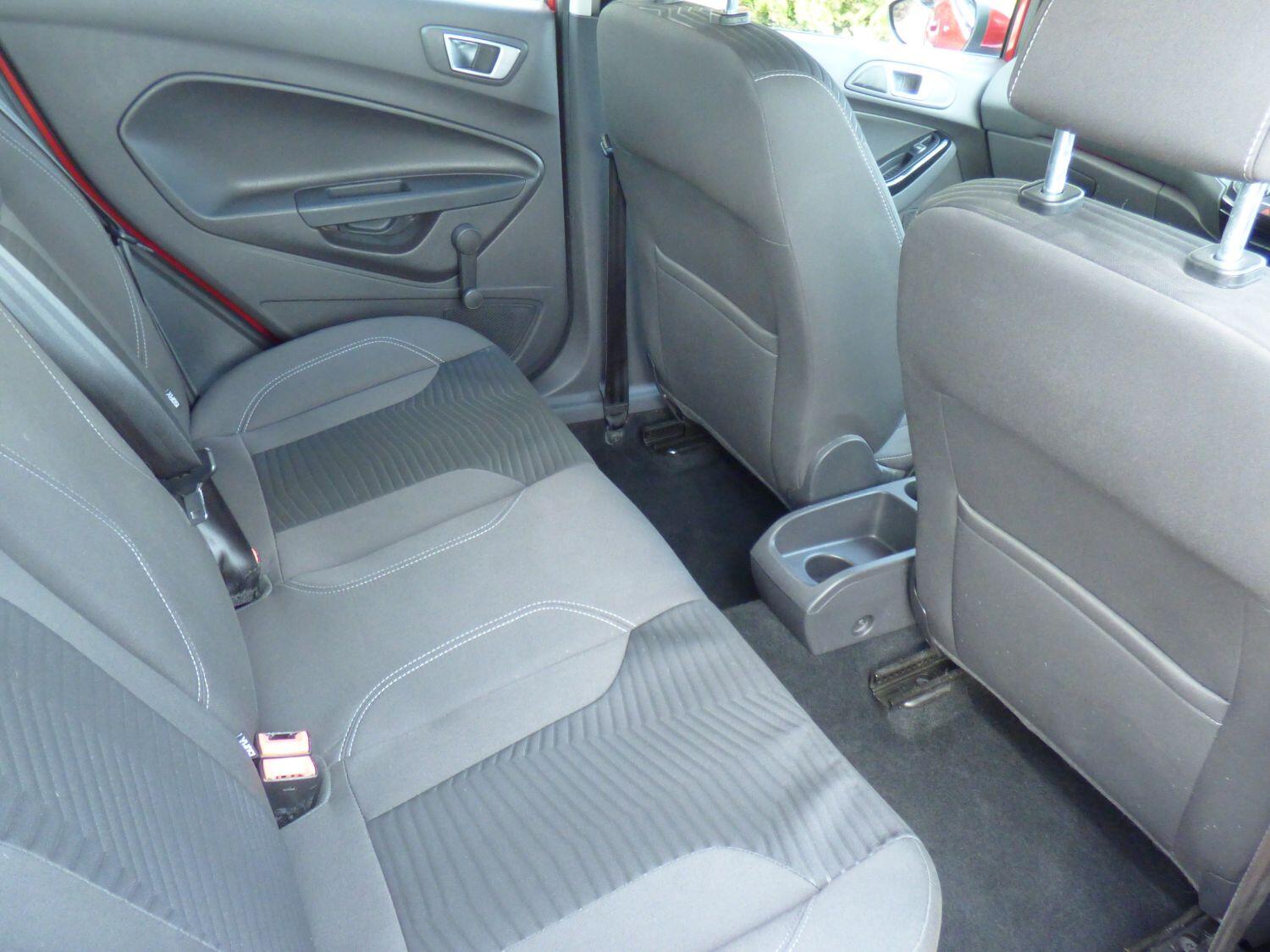 Used Ford Fiesta 2015 for sale - 76712962: Photo 10