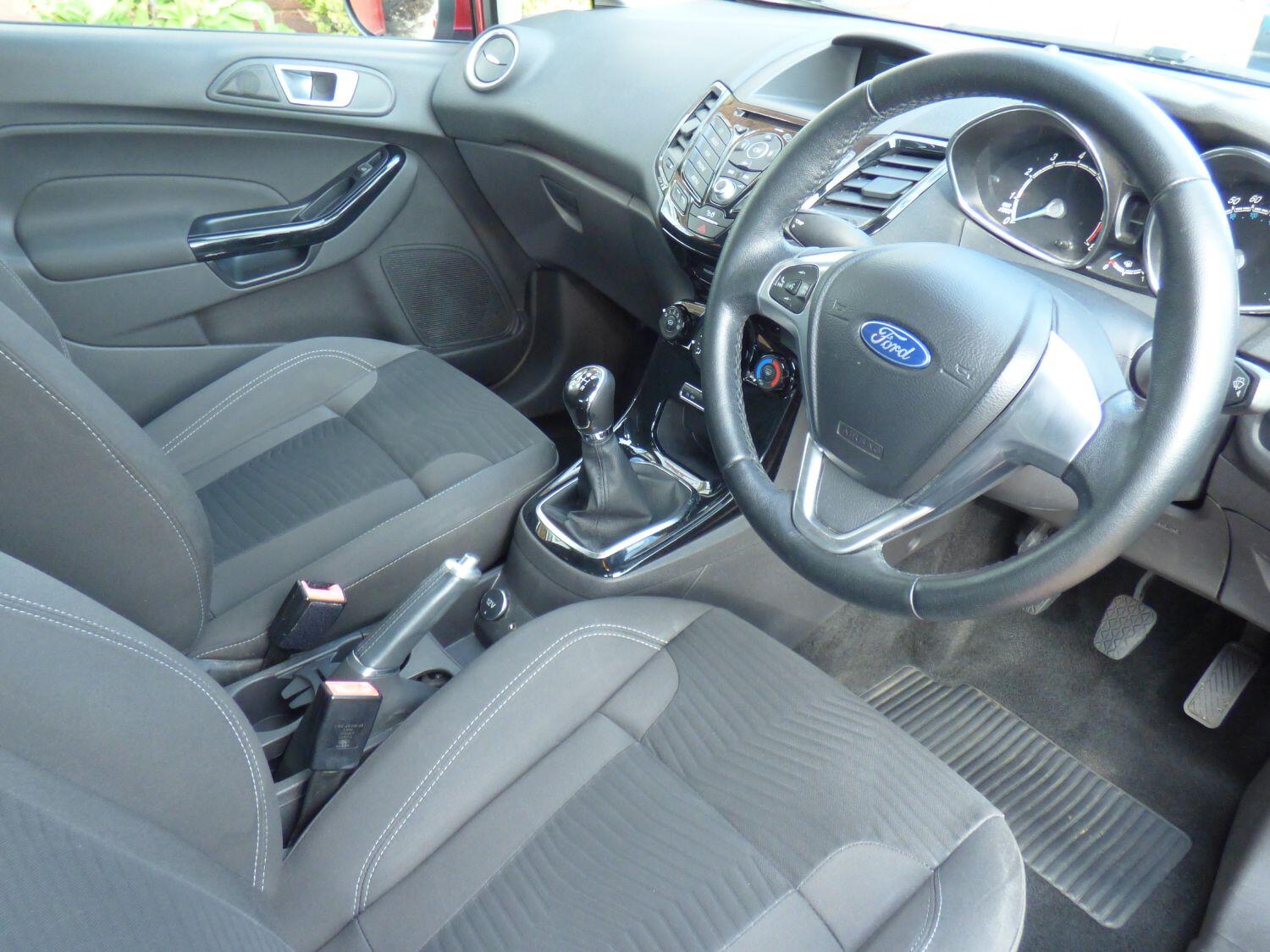 Used Ford Fiesta 2015 for sale - 76712962: Photo 8