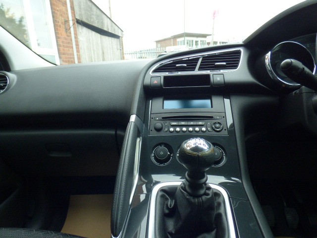 Used Peugeot 3008 2015 for sale - 76713034: Photo 15