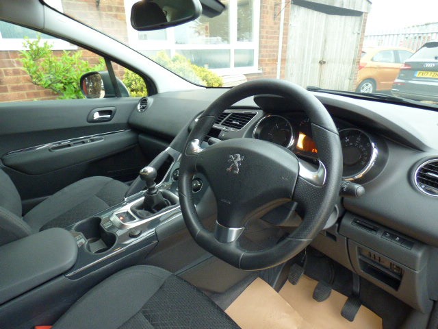 Used Peugeot 3008 2015 for sale - 76713034: Photo 7