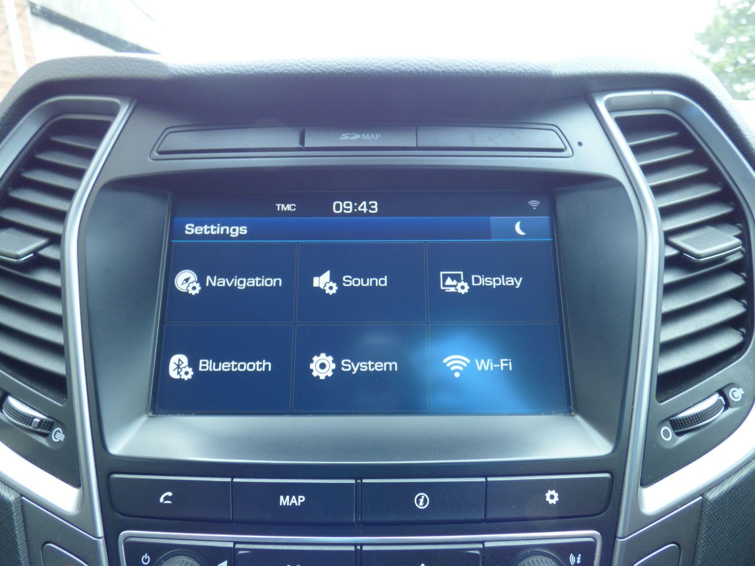 Used Hyundai Santa Fe 2016 for sale - 76794492: Photo 7